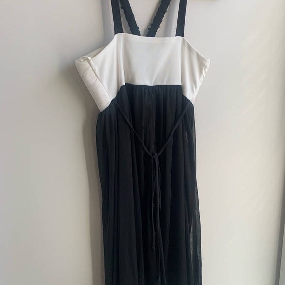 Black and white cocktail dress - small - Picture 4 of 4